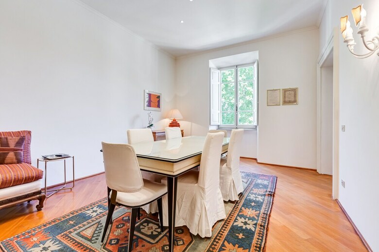 Luxury Apartment In The Center Of Rome