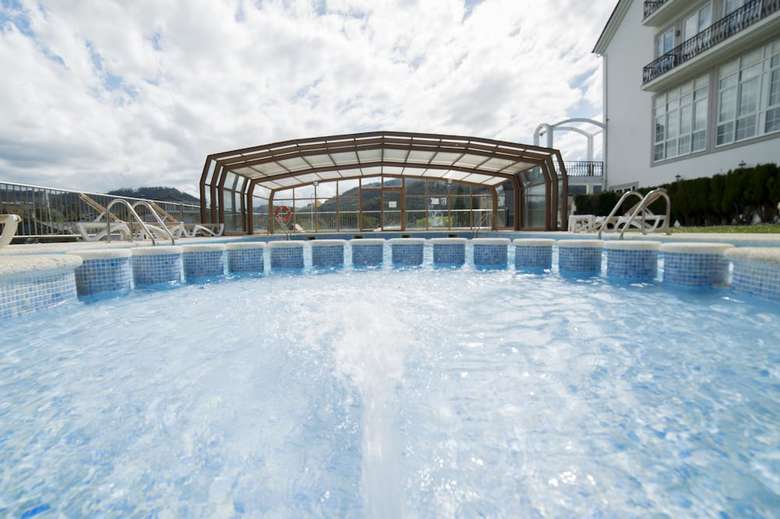 Hotel O Val Do Naseiro