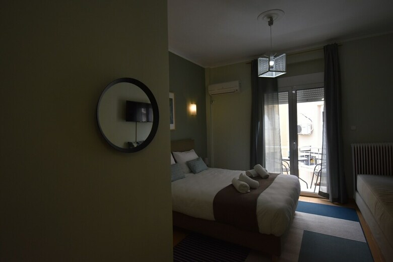 Apartamentos Check Point - Plaka
