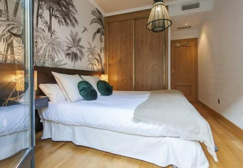 Apartamentos Plaza de Cibeles II
