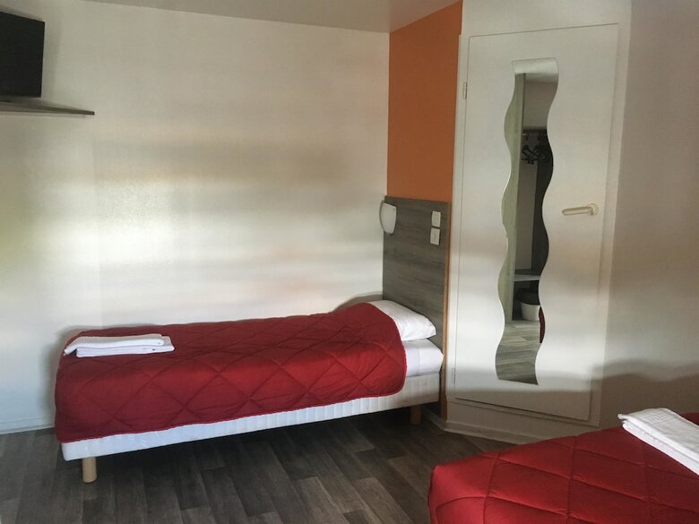 Hotel Premi�re Classe Coigni�res