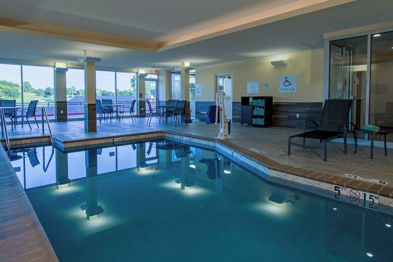 Hotel Fairfield Inn & Suites Duncan