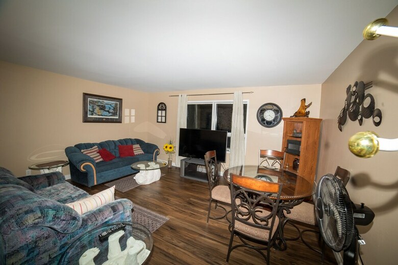 Hotel Castaways Cottages