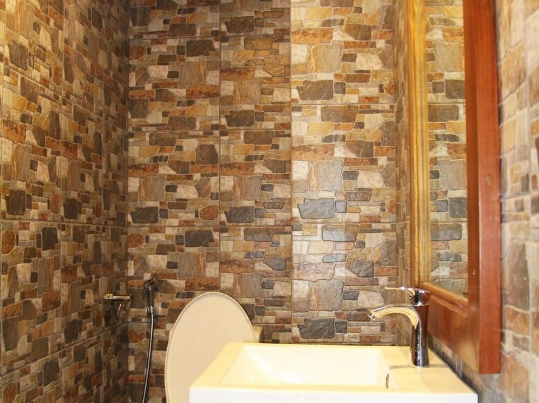 Poyer Hotel