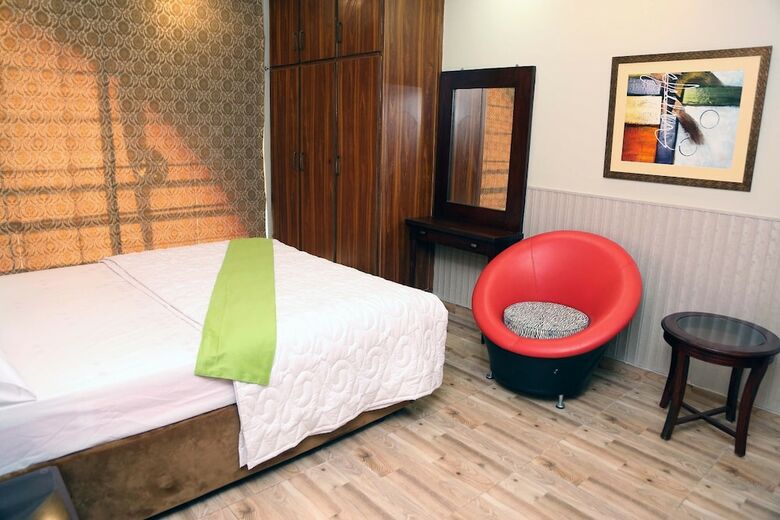 Bed & Breakfast Hak Mall Suites