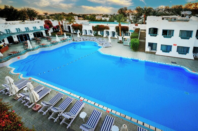 Falcon Hills Hotel