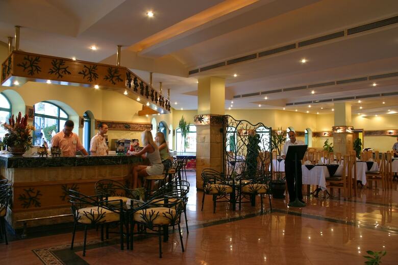 Falcon Hills Hotel