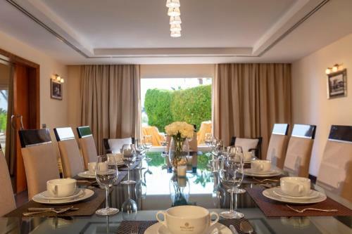 Royal Savoy Hotel And Villas