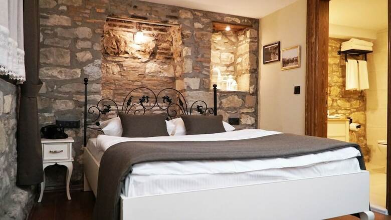 Hotel 1870's Tas Konak Otel