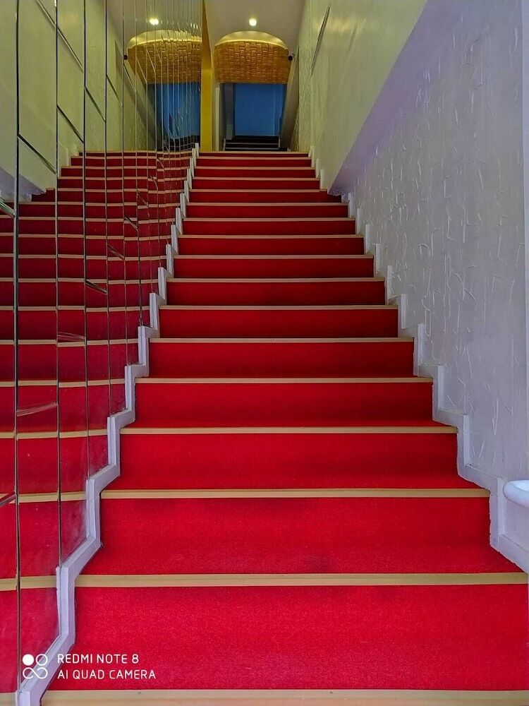Emir Sultan Hotel