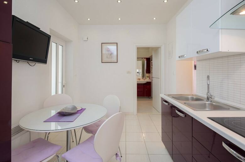 Apartamentos Gem Of The Sea Alenka