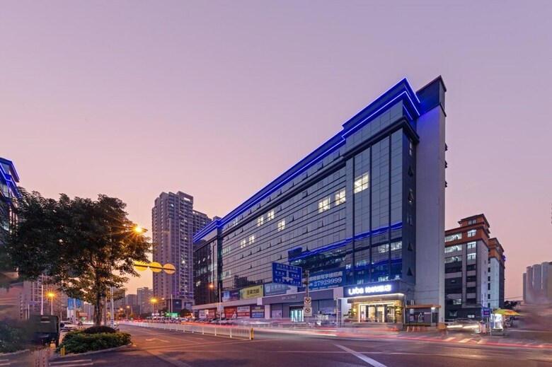 Urba Hotel Baoan Central Area