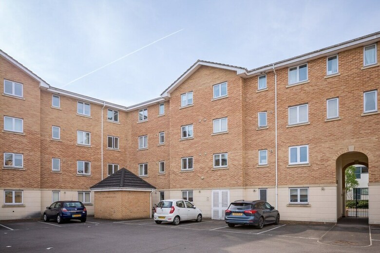 Apartamentos Lloyd Close Cheltenham And Town Centre