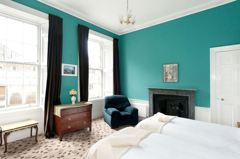 363 Union Street Apartment