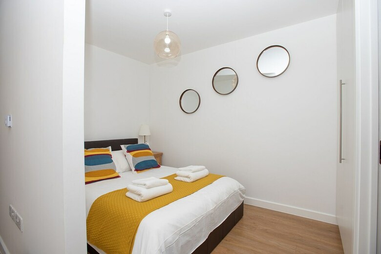Portcullis House Apartments