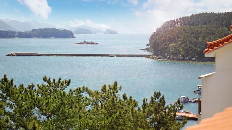 Tongyeong Good Day Pension