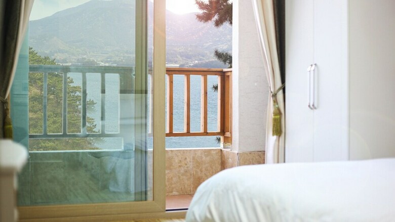 Tongyeong Good Day Pension