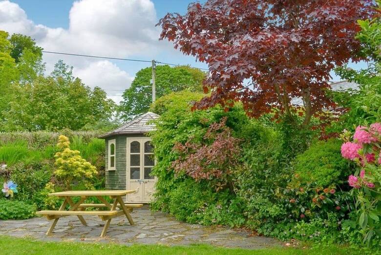Itchingstone Cottage