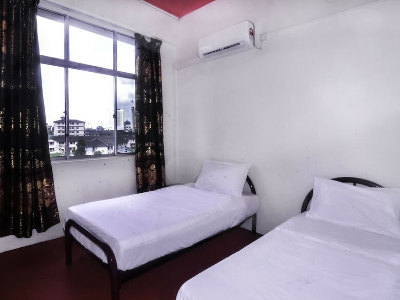 Hotel Spot On 89823 Rooms Inn