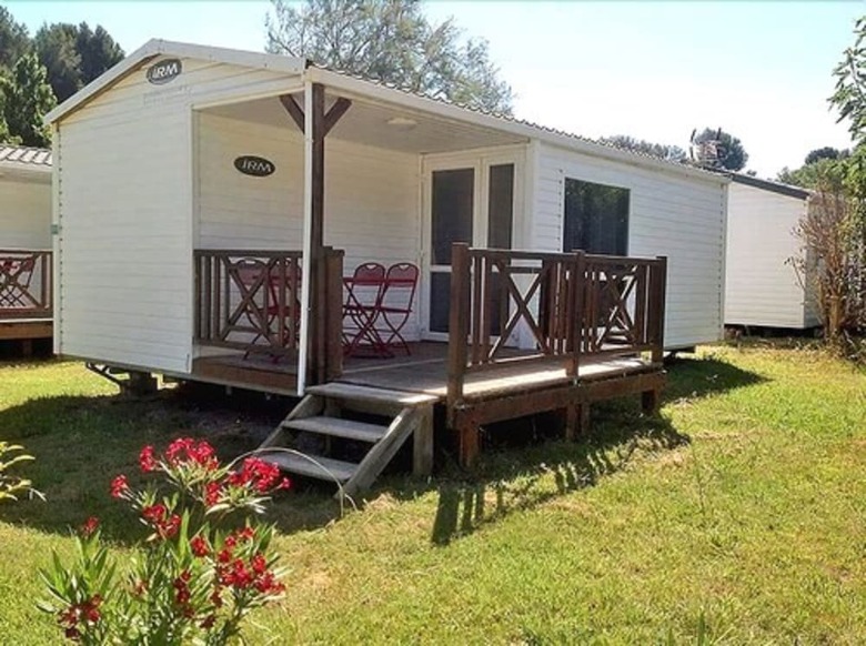 Camping Le Vallon Des Cigales