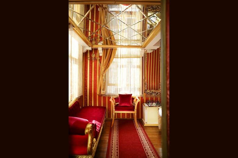 Sultan Tughra Hotel