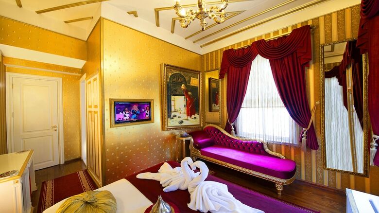 Sultan Tughra Hotel