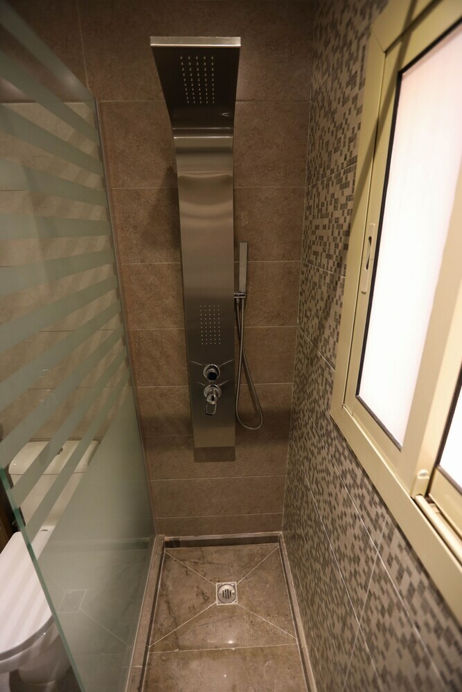 Diamond Tower Hotel