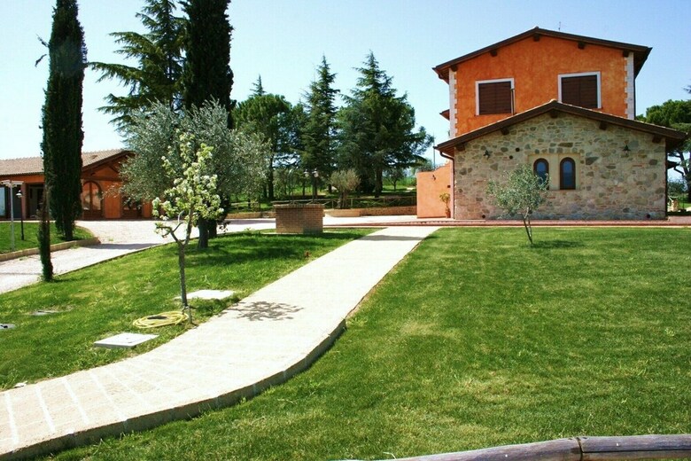 Agroturismo Tramonto Su Assisi
