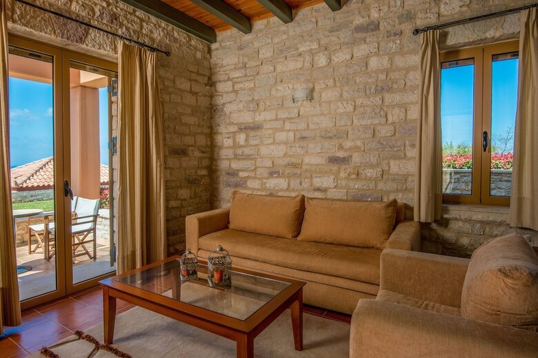 Enastron Villas