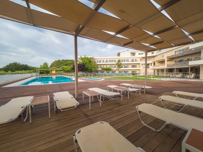 Hotel Paradise Resort