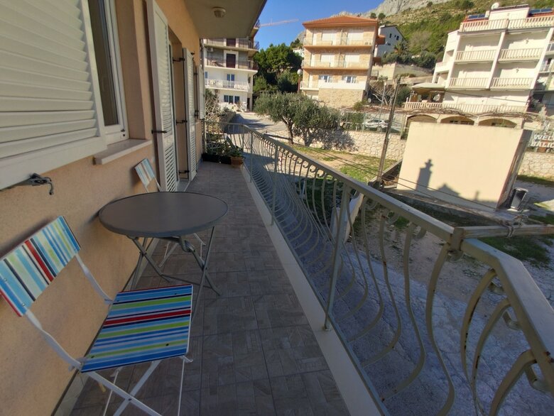 Hotel Beach Apartments With Pool