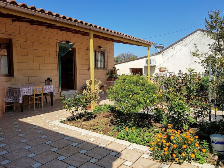 Eftihia's Traditional House