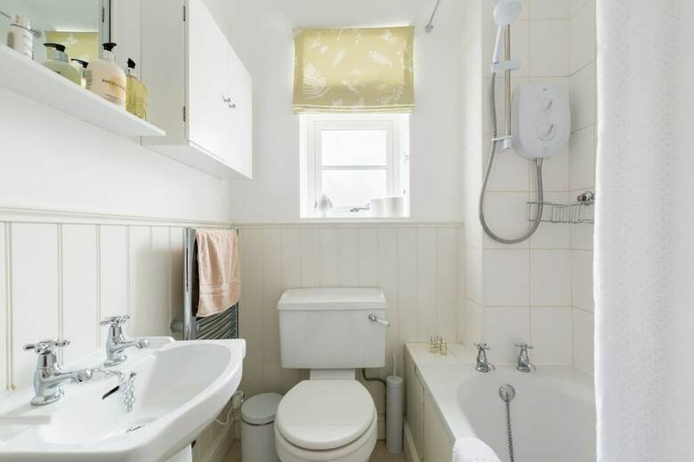 Chic, Cosy, Isolated Cotswolds Getaway!