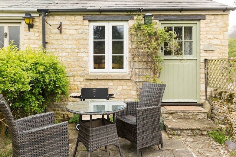 Chic, Cosy, Isolated Cotswolds Getaway!