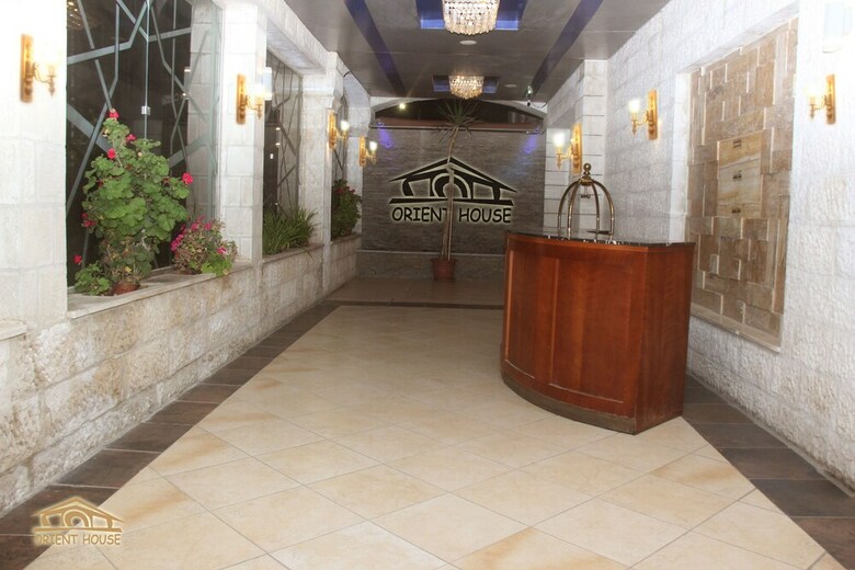 Aparthotel Orient House Hotel Suites