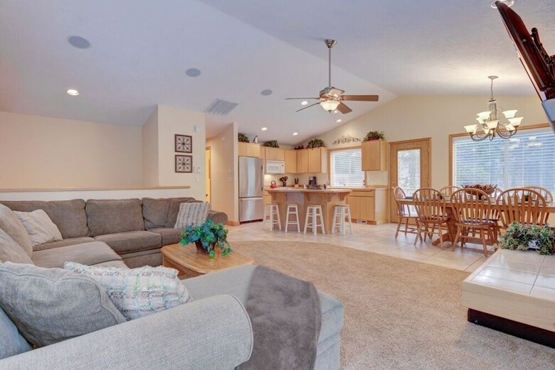 Villa Killdeer Lane 1