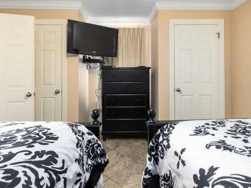 Phoenix VII By Meyer Vacation Rentals