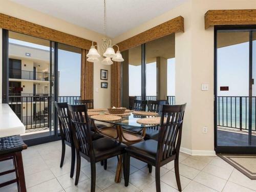 Phoenix VII By Meyer Vacation Rentals