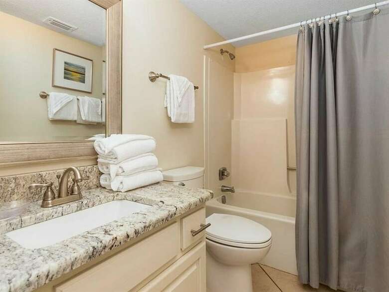 Edgewater West By Meyer Vacation Rentals