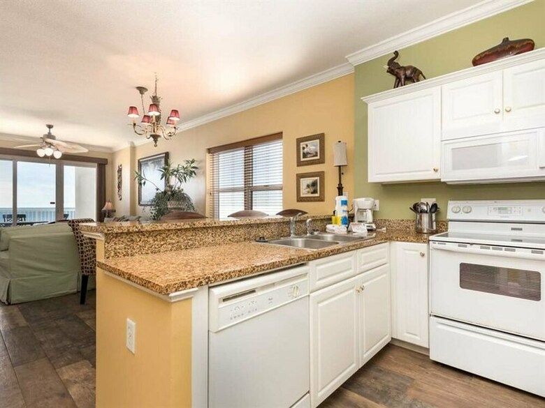 Island Royale By Meyer Vacation Rentals