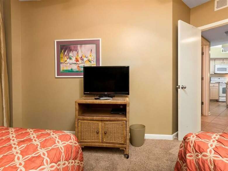 Pelican Pointe By Meyer Vacation Rentals