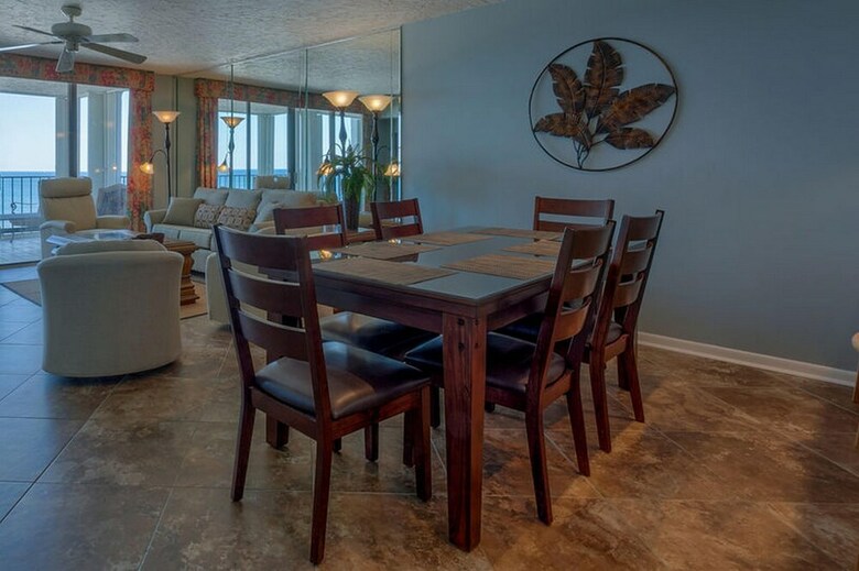 Romar Tower By Meyer Vacation Rentals