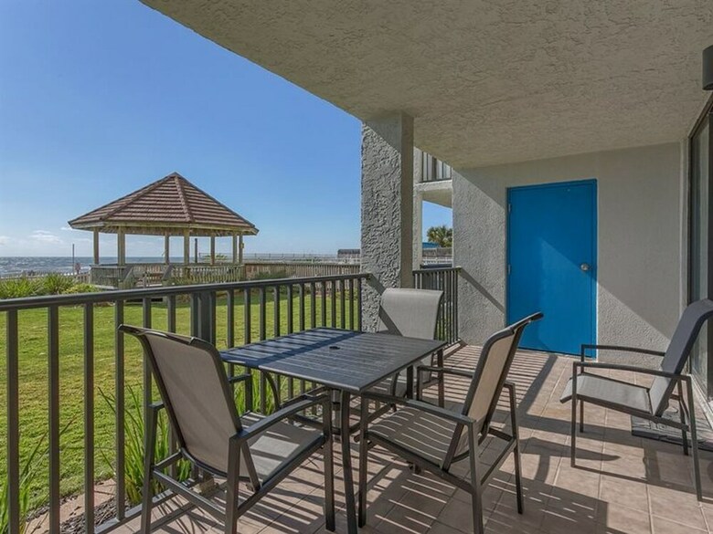 Romar Tower By Meyer Vacation Rentals