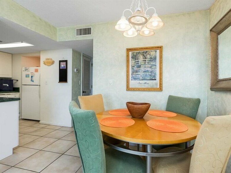 Romar Tower By Meyer Vacation Rentals