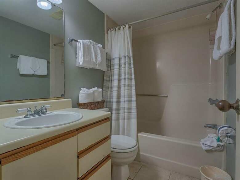 Seaside Beach & Racquet By Meyer Vacation Rentals