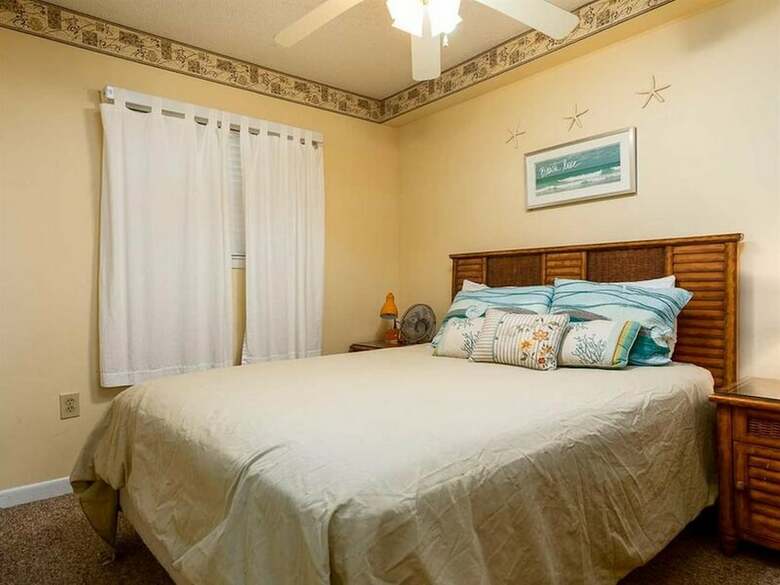 Seaside Beach & Racquet By Meyer Vacation Rentals