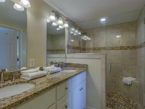 Tropic Isles By Meyer Vacation Rentals