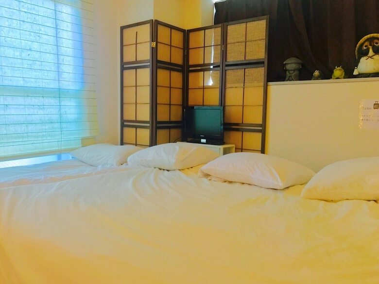 Local Hakozaki Apartment