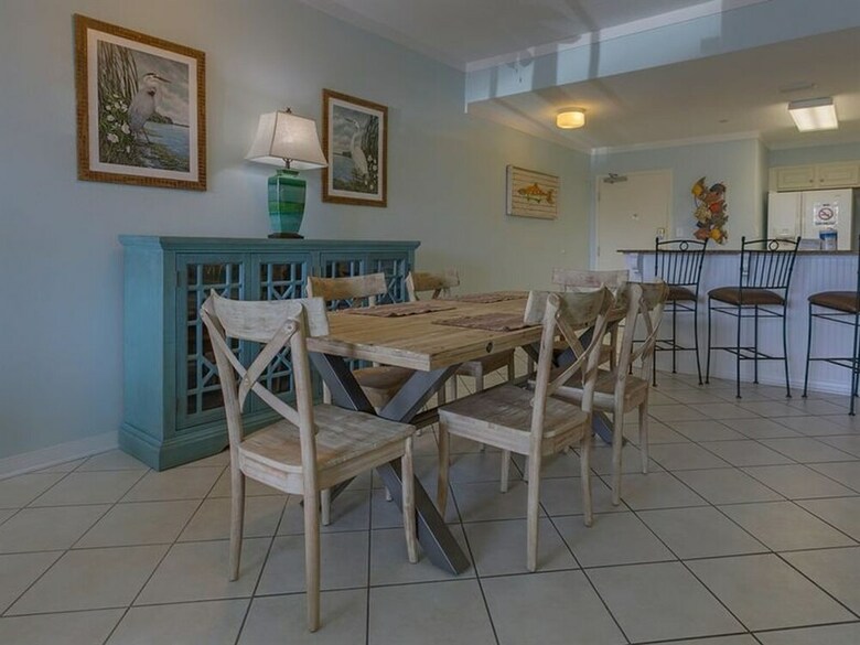 Navy Cove Harbor By Meyer Vacation Rentals