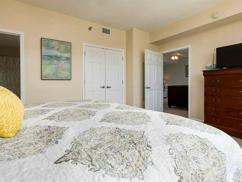 Navy Cove Harbor By Meyer Vacation Rentals